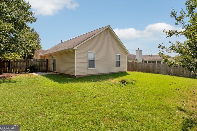 Building Photo - 413 Autumn Lake Ct
