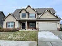 Building Photo - 5399 Roberta Crossing Dr