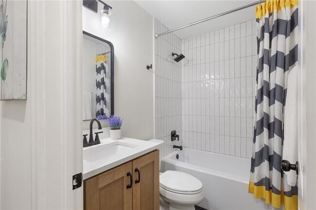 Building Photo - 2359 Polar Rock Ave SW