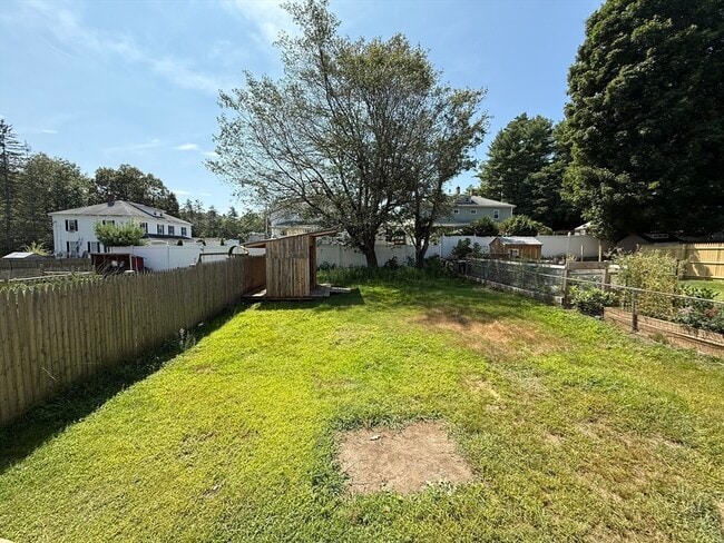 Building Photo - 4068 Hill St