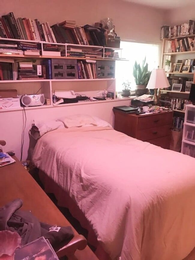 Building Photo - Charming 1bd/1ba Condo in the Heart of Niw...