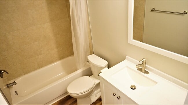 Building Photo - 11818 Breton Ct