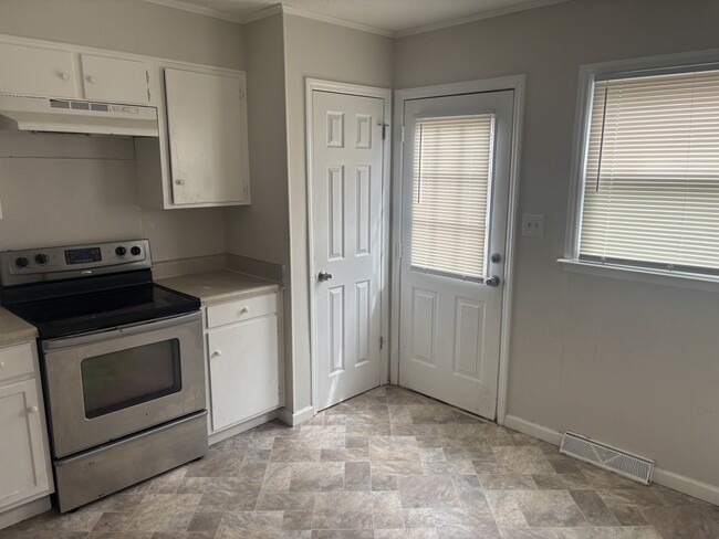 Building Photo - 3048 Marigold Ln