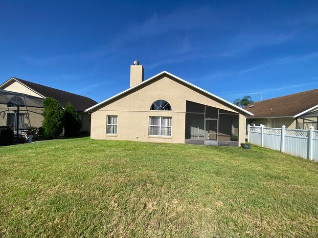 Building Photo - 434 Cassia Dr