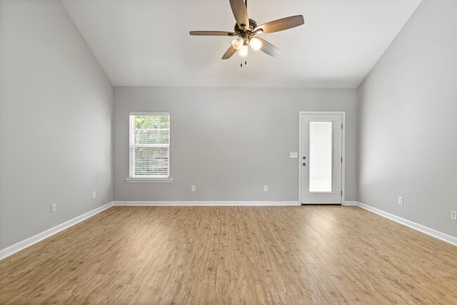 Building Photo - 968 Slate Ct