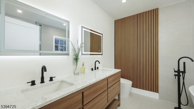 Building Photo - 91 Hillcrest Rd