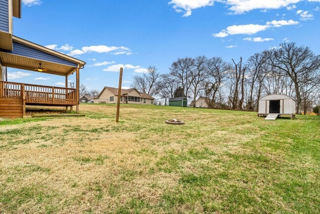 Building Photo - Pet Friendly Four Bedroom!