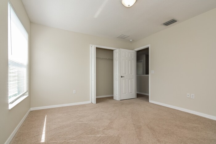 Building Photo - 5921 Cape Loop