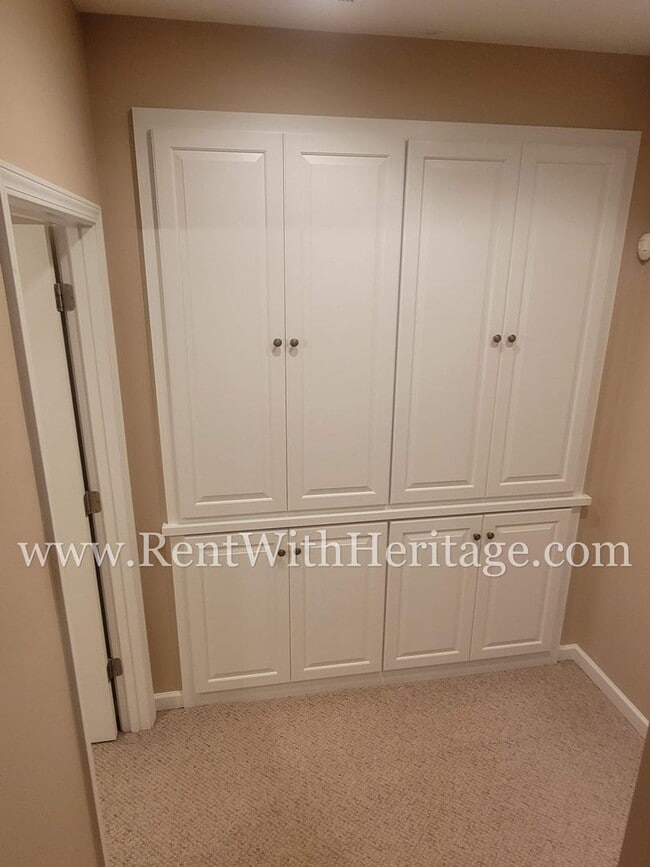 Building Photo - Gorgeous 3-Story Brick Home / 2 Fireplaces / Full Finished Basement / Chapel Hill Schools