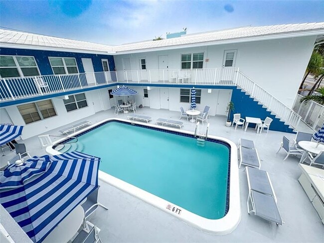 Building Photo - 4541 N Ocean Dr