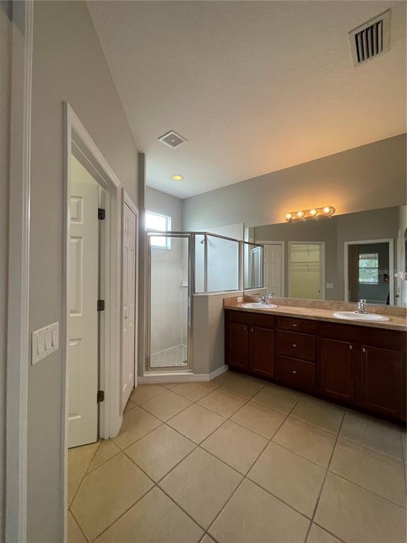 Building Photo - 2428 129th Ave E