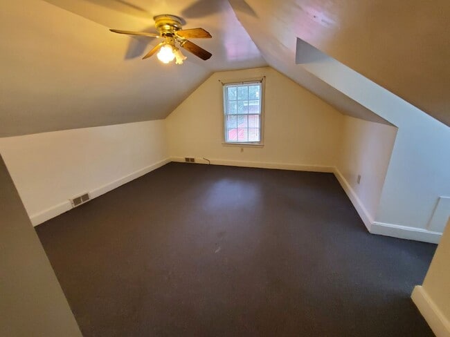 Building Photo - 277 Woodland Dr