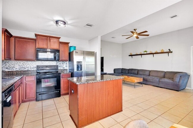 Building Photo - 316 Shoshone Ridge Dr