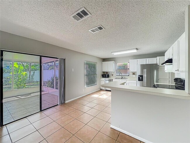 Building Photo - 3405 Spotted Fawn Dr