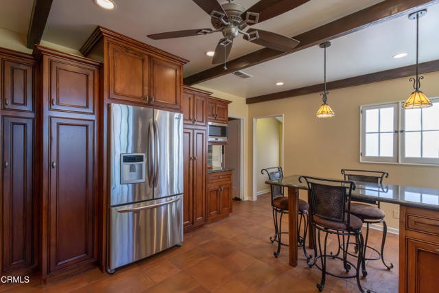 Building Photo - 2069 Mar Vista Ave