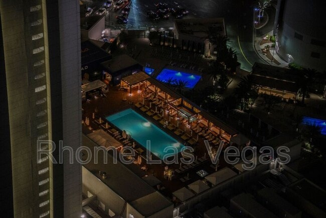Building Photo - 3750 Las Vegas Blvd S