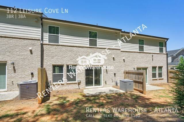 Building Photo - 3 Bedroom Townhome in the Heart of McDonough