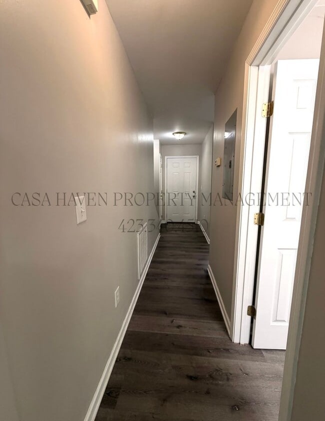 Building Photo - 1522 Linden St