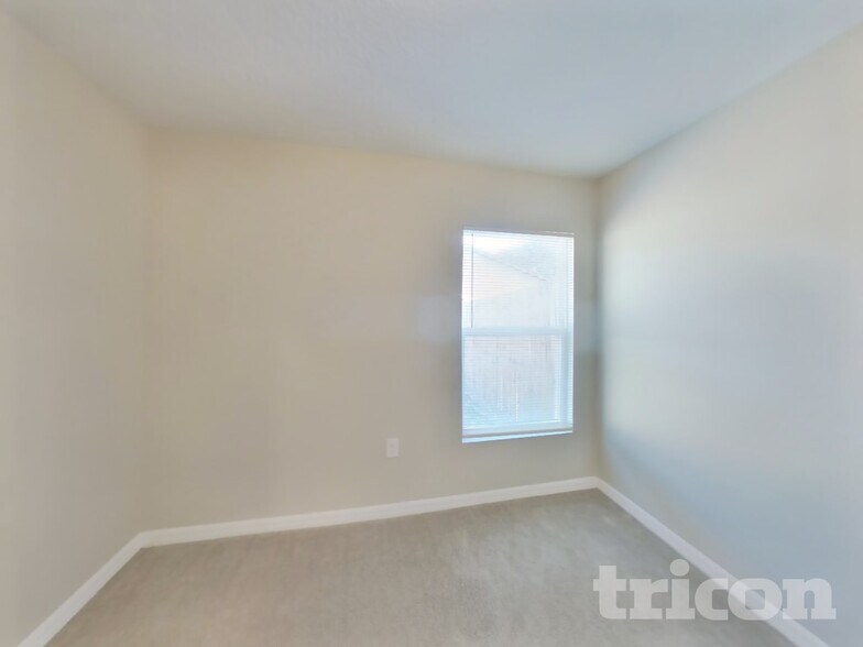 Building Photo - 9268 Gibralter St