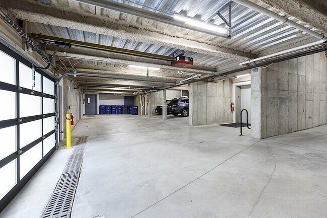 Building Photo - 40 Fisher Ave