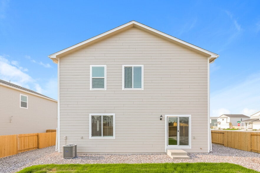 Building Photo - 7412 Poudre St