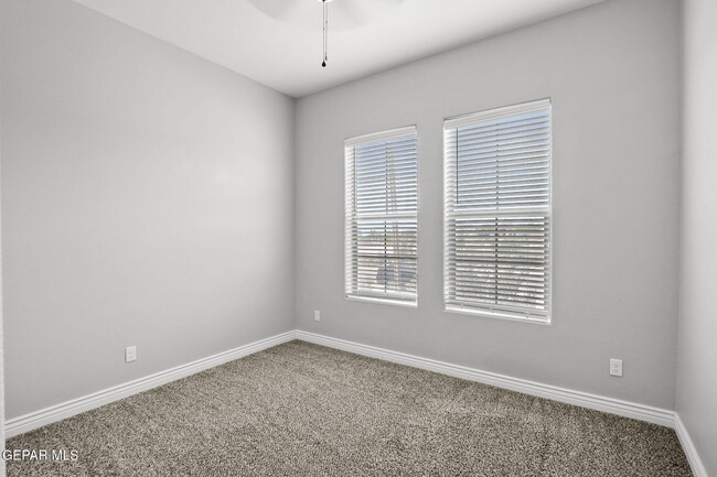 Building Photo - 12866 Nidd Ave