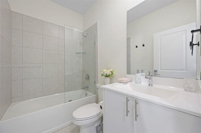 Building Photo - 8387 NW 43rd St