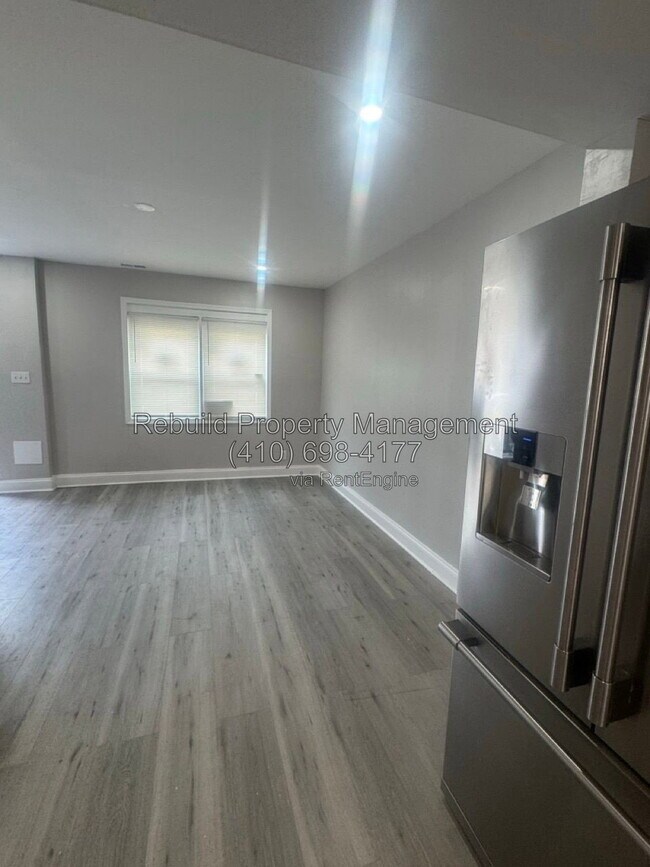 Building Photo - 2841 Oakford Ave
