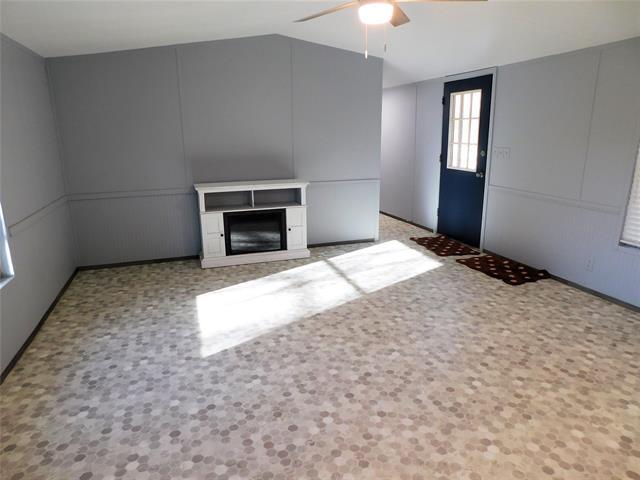 Building Photo - 323 Co Rd 3504