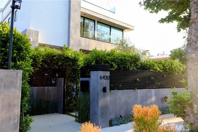 Building Photo - 6430 Drexel Ave