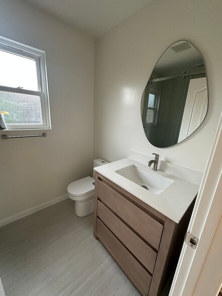 Building Photo - 575 Modoc Ct