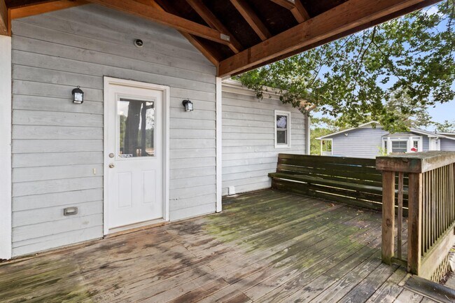 Building Photo - 918 Old Zebulon Rd