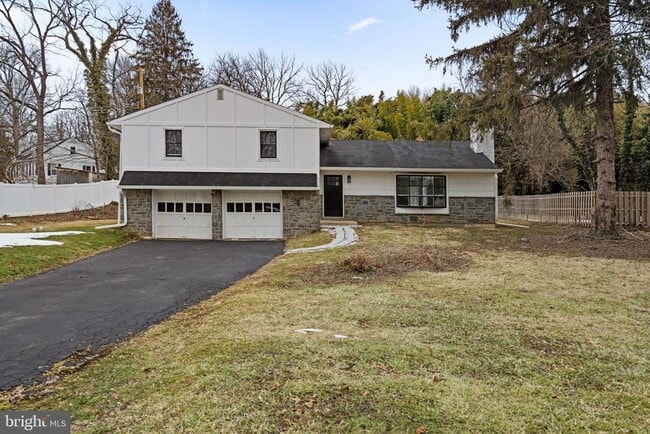 Building Photo - 383 Upper Gulph Rd