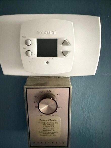 Building Photo - 5920 7th Ave W