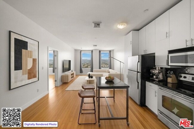 Building Photo - 3810 Wilshire Blvd