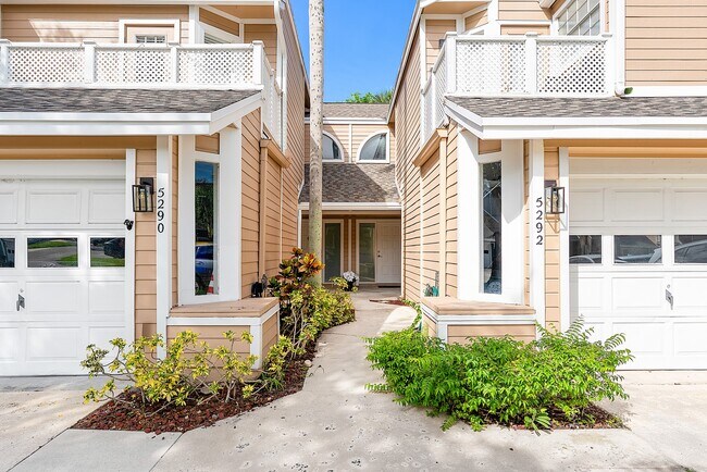 Primary Photo - 5292 Buckhead Cir