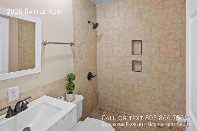 Building Photo - 2028 Battle Row