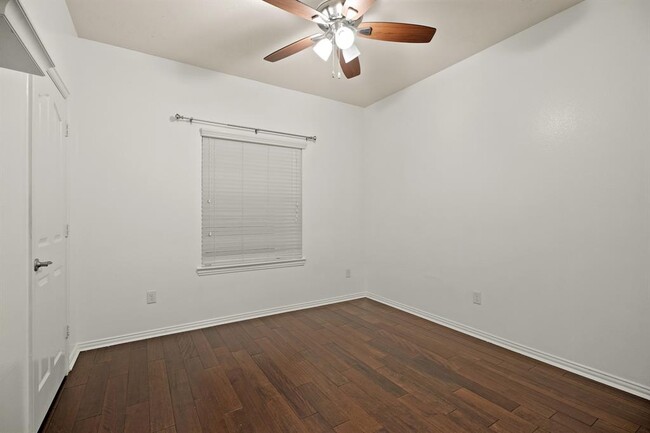 Building Photo - 2903 Flower Creek Ln
