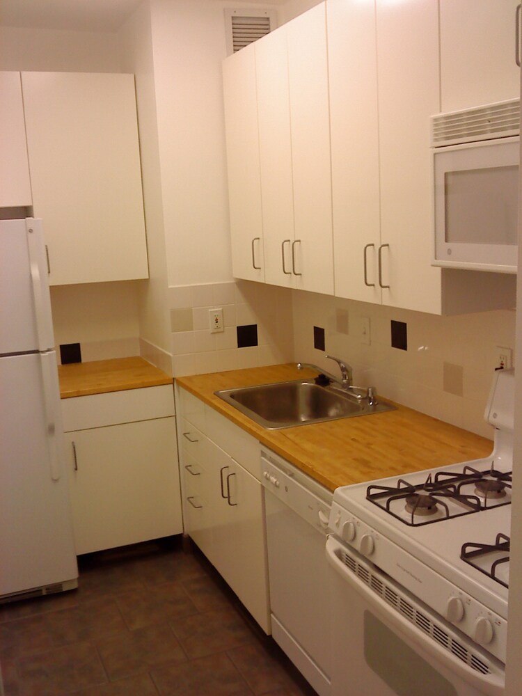Building Photo - 2755 Ordway St NW