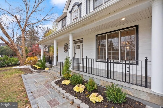 Building Photo - 3336 Jones Bridge Ct