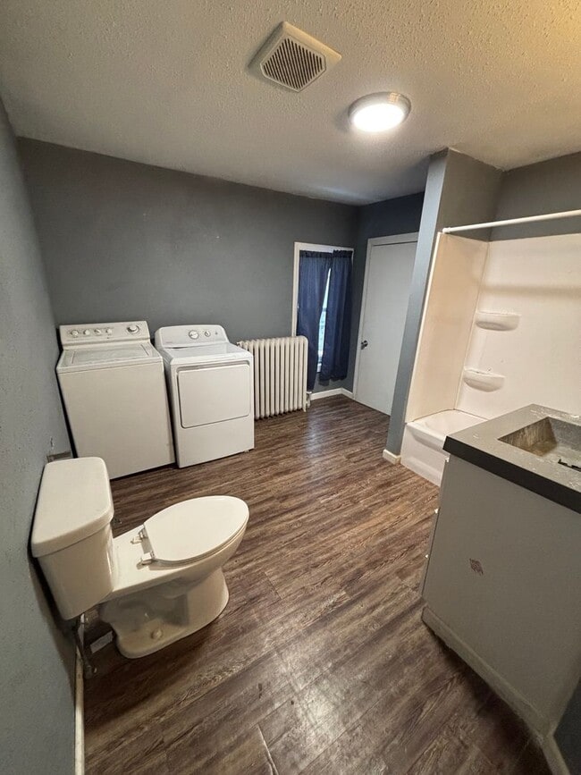 Building Photo - 1308 5th Ave S