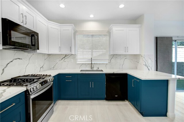 Building Photo - 28349 Willow Ct