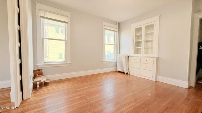 Building Photo - 554 Washington Ave