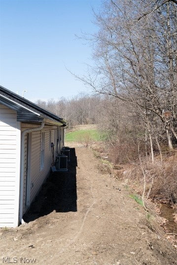 Building Photo - 7071 Township Rd 466