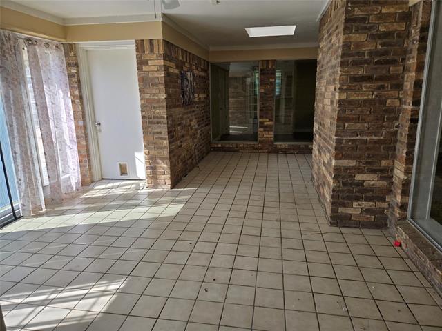 Building Photo - 414 Pebblecreek Dr