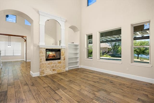 Building Photo - 2310 Vienna Dr