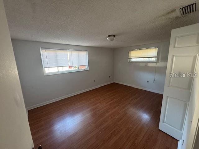 Building Photo - 7235 Redbud Ct