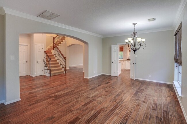 Building Photo - 10218 Scull Creek Dr
