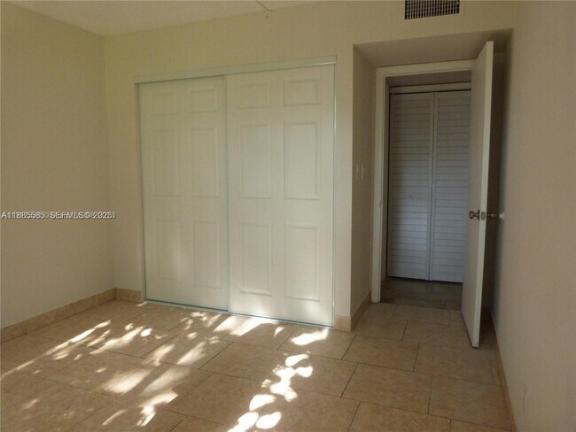 Building Photo - 6751 N University Dr