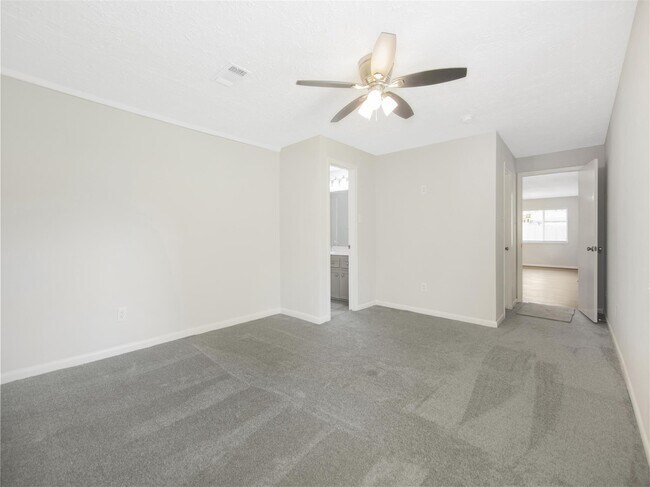 Building Photo - 5830 Ettrick Dr